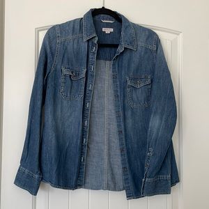 Button down Jean long sleeve shirt, size medium